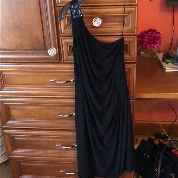 JS boutique black one shoulder dress - Picture 1 of 3